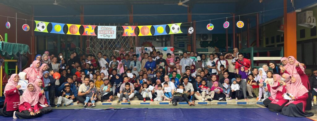 Acara Father's Day di KB-TK EXISS ABATA: "One Day with Father at School: My Father, My Inspiration"