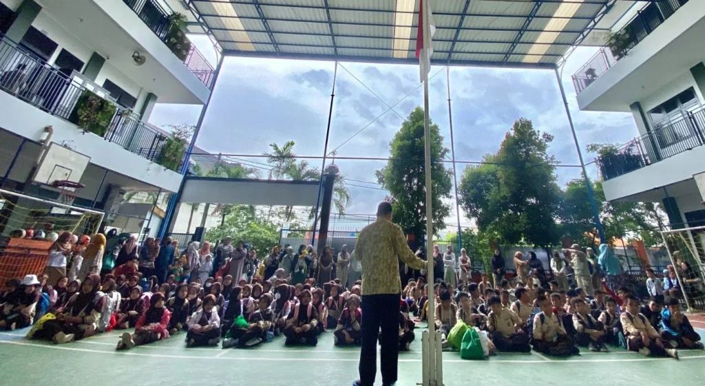 Petualangan Seru di Telaga Gunung Sindur : Camping Kelas 2 & 3 SD EXISS ABATA