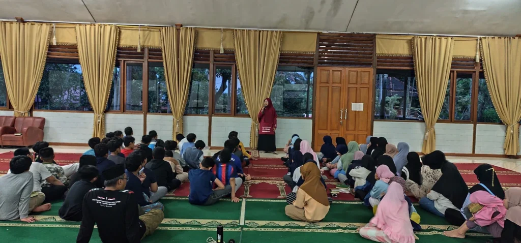 Motivasi Outdoor Kelas 6 SD EXISS ABATA: Meningkatkan Spiritual dan Semangat Belajar melalui Tadabbur Alam